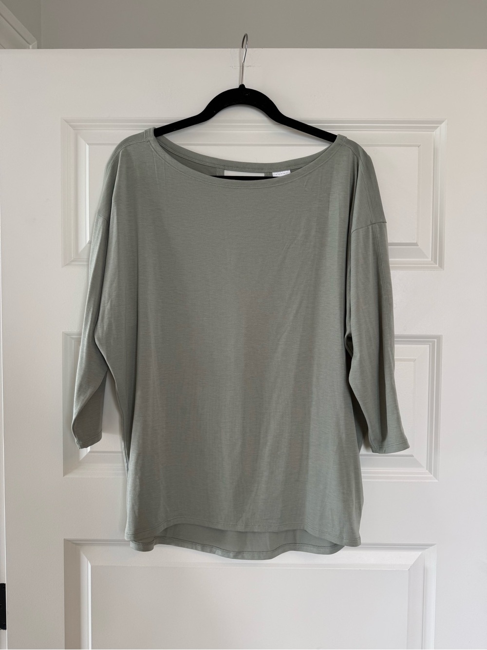 NWOT Athleta Boat Neck 3/4 Sleeve Top